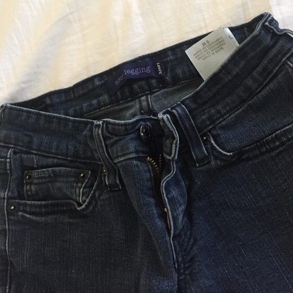 Dark blue Levi legging jeans