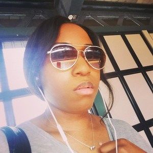 Meet your Posher, Janelle