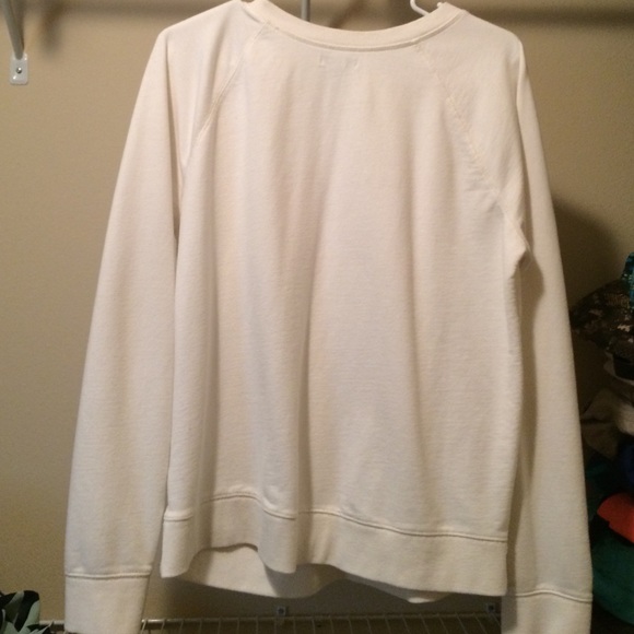 Old navy sweater - Picture 2 of 3