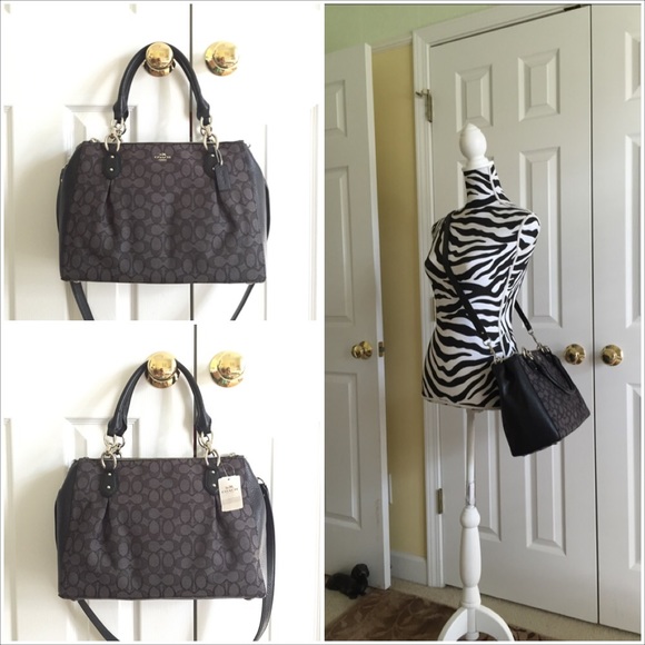 SALE!! Authentic Coach Outline Signature Colette - Picture 3 of 4