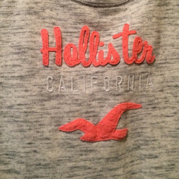 Hollister - Picture 4 of 4