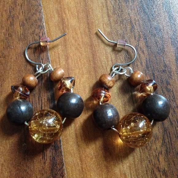 Perfect earrings for Fall season