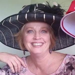 Meet your Posher, Stacey