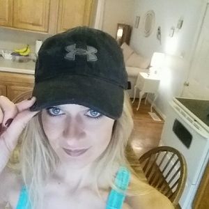 Women's Under Armour baseball cap
