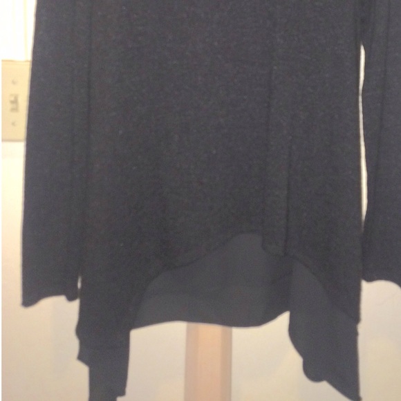 SOLD- Bar ||| black layered long sleeve - Picture 2 of 3