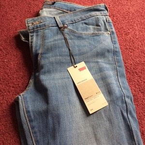 Never worn Levi's