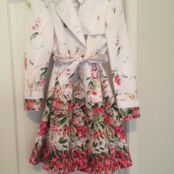 Beautiful Valentino Red Jacket!!! Worn once!