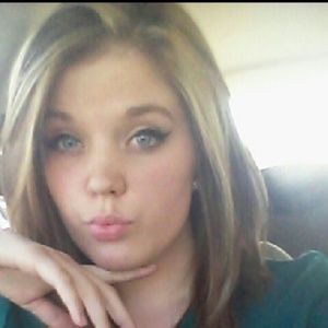 Meet your Posher, Melana