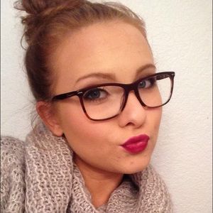 Meet your Posher, Kaylyn