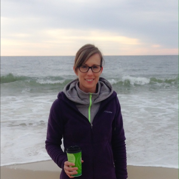 Meet your Posher, Jessica - Picture 1 of 1