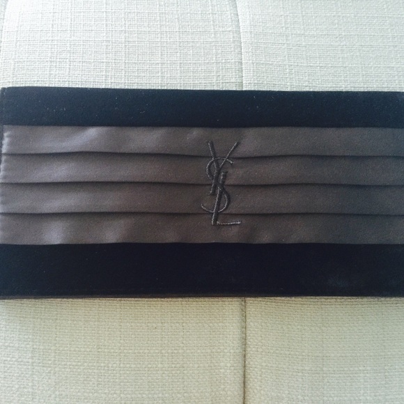 Yves Saint Laurent Handbags - 🎉Sale🎉YSL clutch makeup bag!!