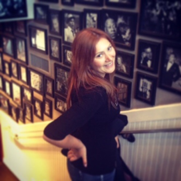 Meet your Posher, Angelika - Picture 1 of 1