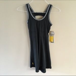 NWT Lolë Authentic 2 Dress