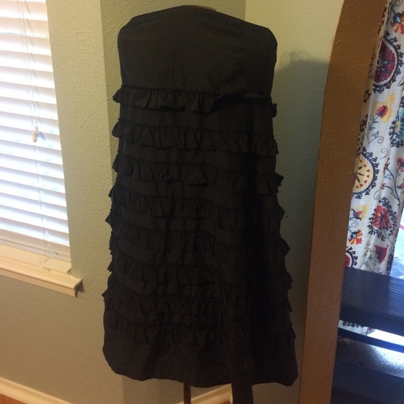 GAP strapless black cocktail dress