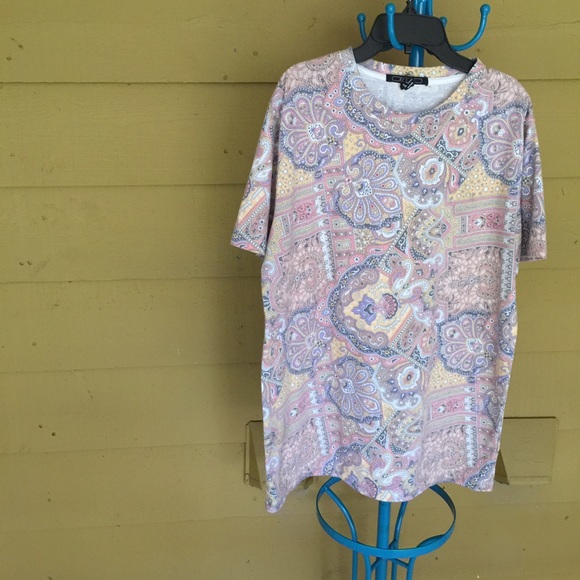 21 men's floral salmon