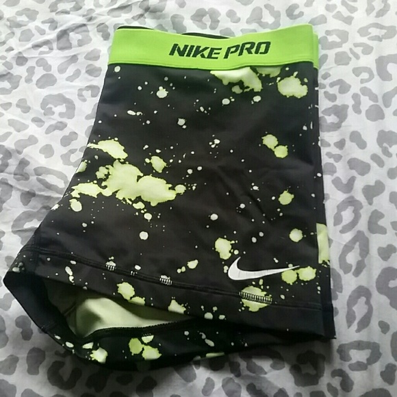 Nike splatter pros
