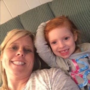 Meet your Posher, Traci