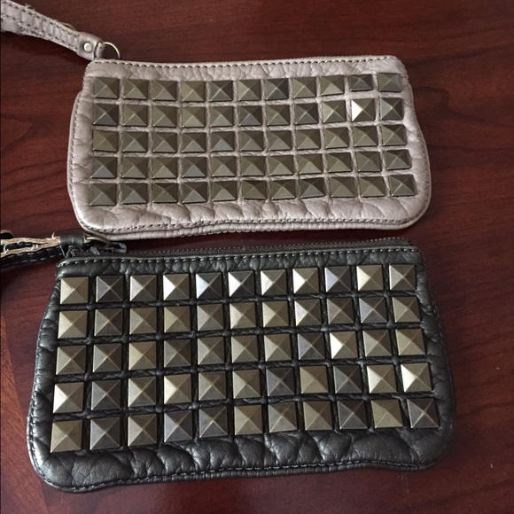 Gap Wristlets