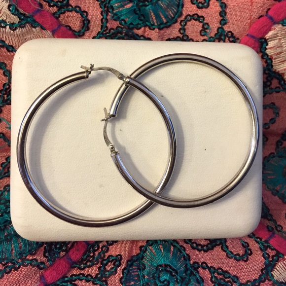 Silver earrings * I take offers ☺️