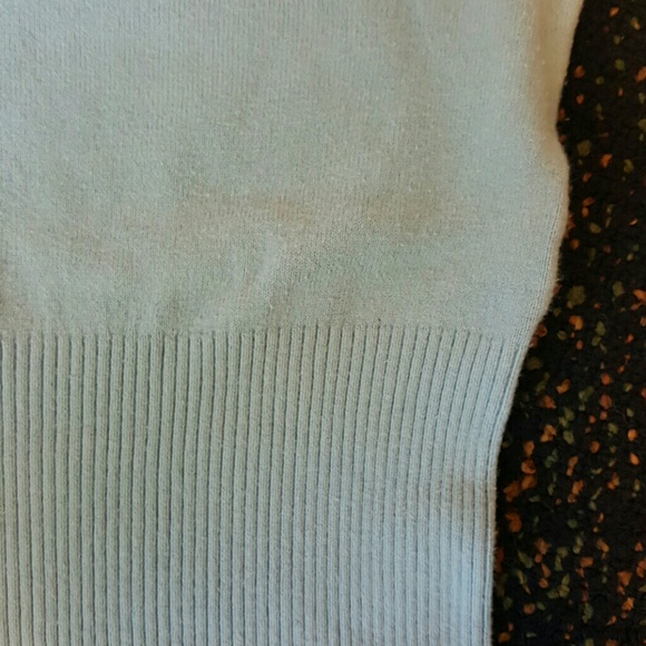 BCBGENERATION baby blue cropped sweater - Picture 2 of 4