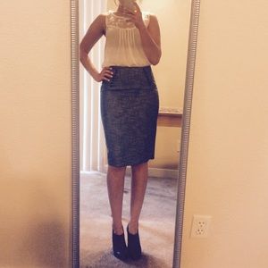 Grey pencil skirt