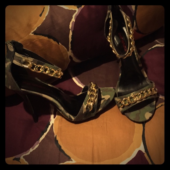 Camo gold chain heels with a skinny patent heel