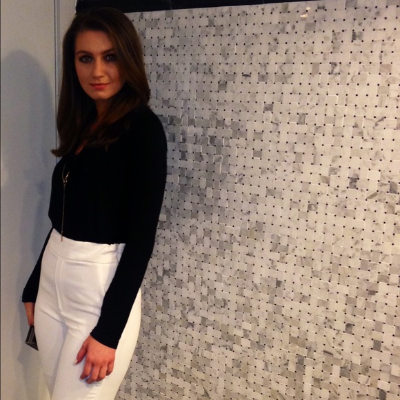 Meet your Posher, Elda - Picture 4 of 4