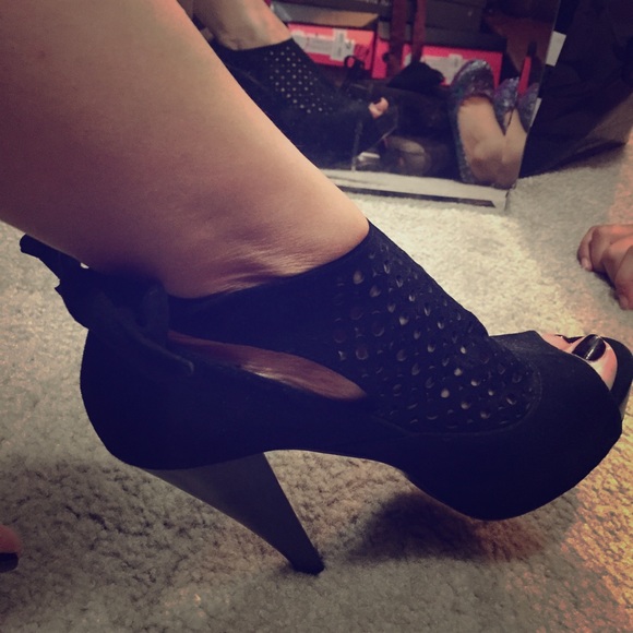 Steve Madden Booties