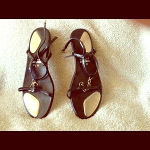 Stuart Weitzman flat sandals - chainlinky!
