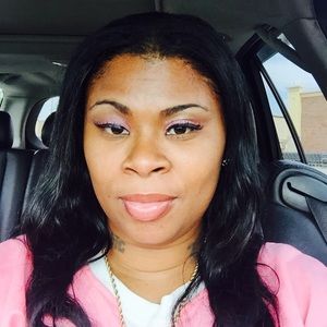 Meet your Posher, Quin