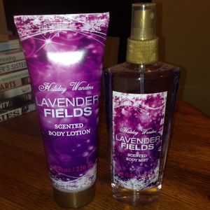 BNWT Body Lotion & Body Mist🌸