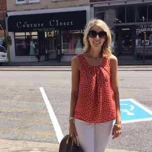 Meet your Posher, Elizabeth