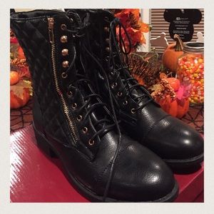 Black Boots-Dason Style