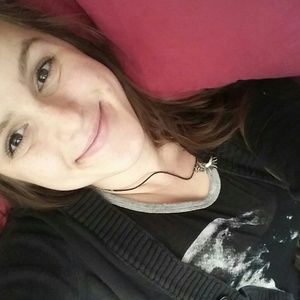 Meet your Posher, Ines