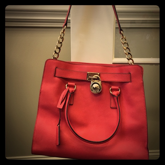 Authentic Michale Kors Hamilton Tote. Large - Picture 1 of 3