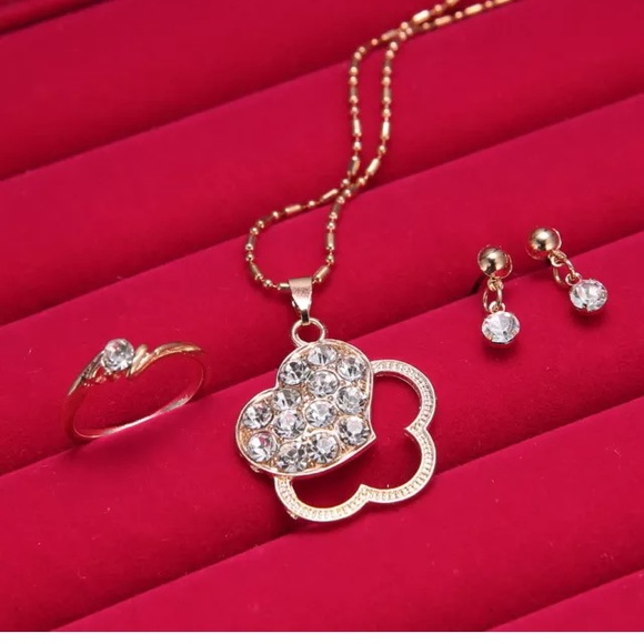 Nice set - Picture 2 of 3