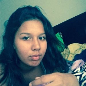 Meet your Posher, Kiani