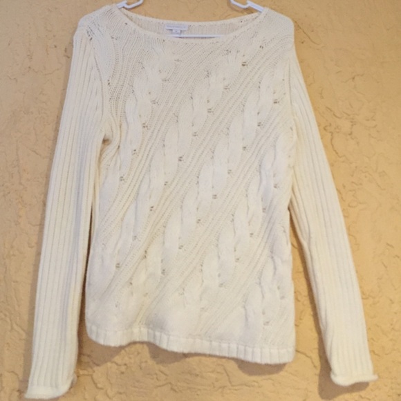 Cozy cable knit sweater!