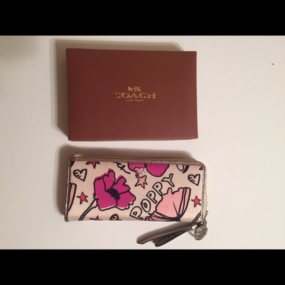 Coach Poppy Petal Print slim zip wallet
