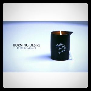 Pure Romance Massaging Oil Candle