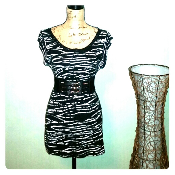 Zebra print top w bling belt