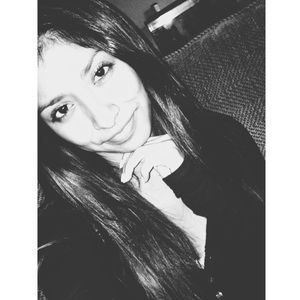 Meet your Posher, Tiffany