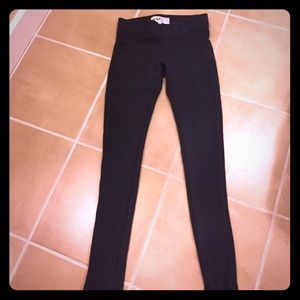 Dark gray jolt leggings