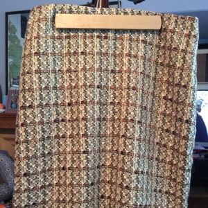 Dana Buchman boucle skirt