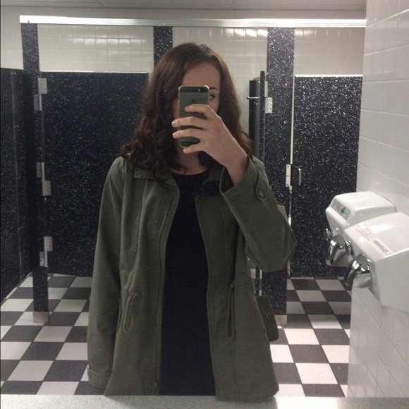 Meet your Posher, Madison