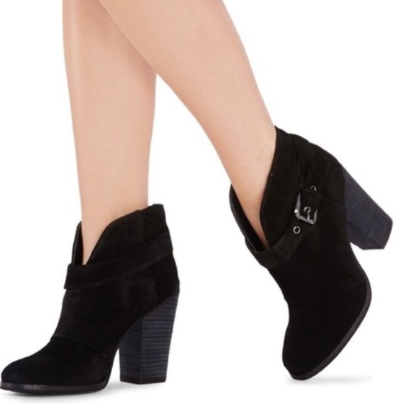 Luxe Shoes - Black suede ankle booties