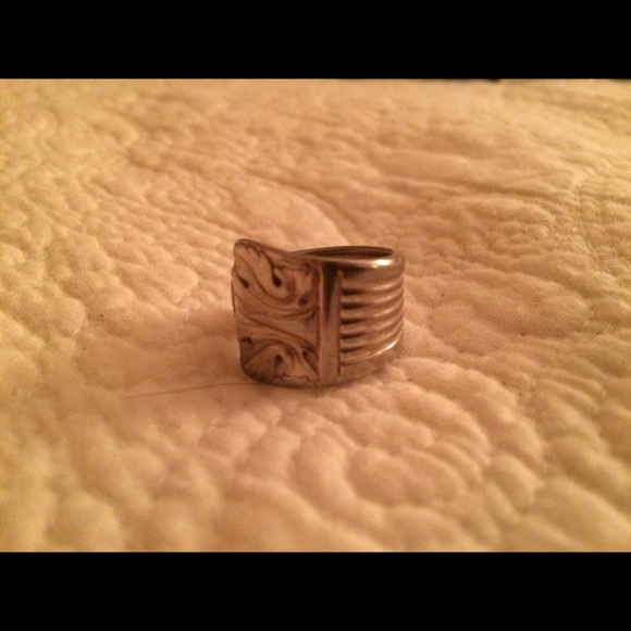 Spoon ring - Picture 2 of 3
