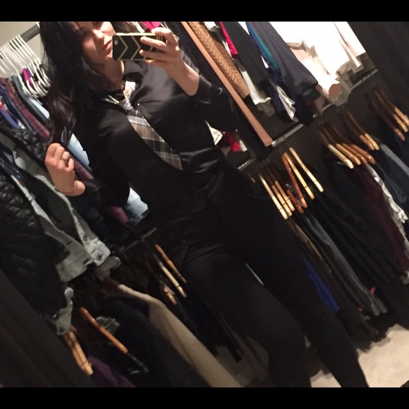 Meet Your Posher‼️ - Picture 6 of 6