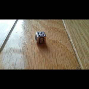 AUTHENTIC Individuality Initial "B" bead