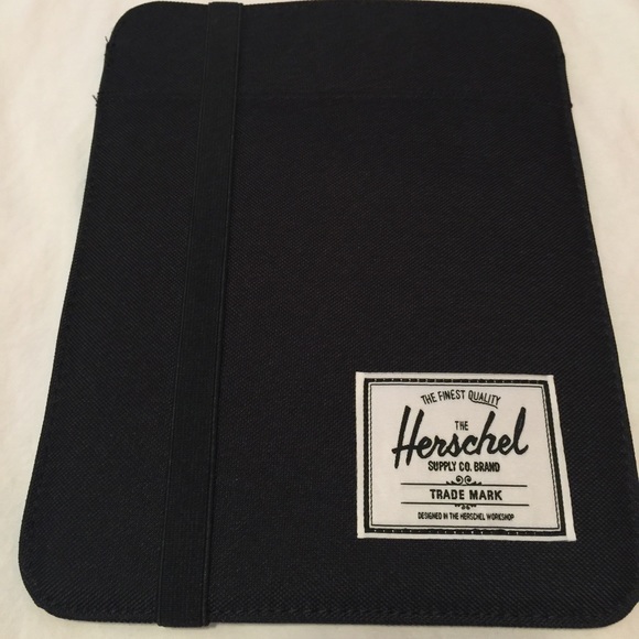 NWOT Herschel  mini iPad case